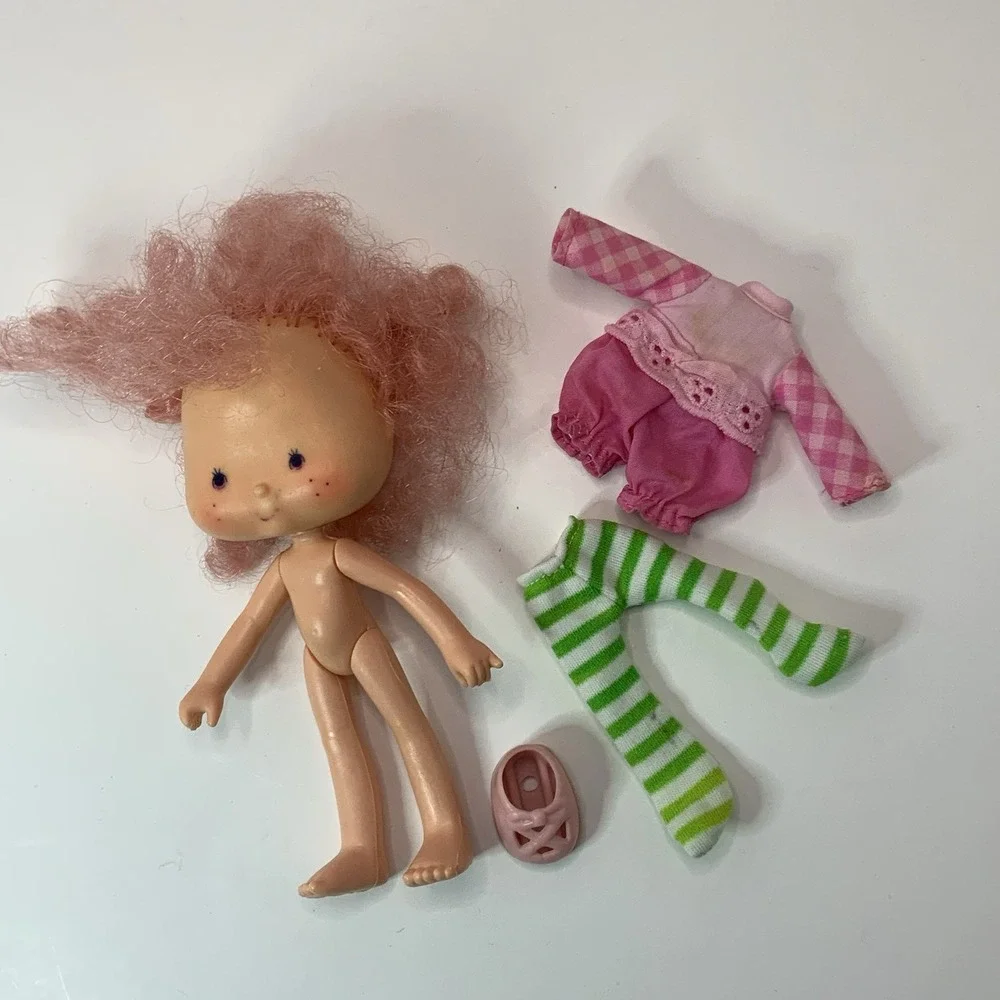 Strawberry‎ Shortcake Raspberry Tart Doll Outfit and Tights Vintage Missing Shoe